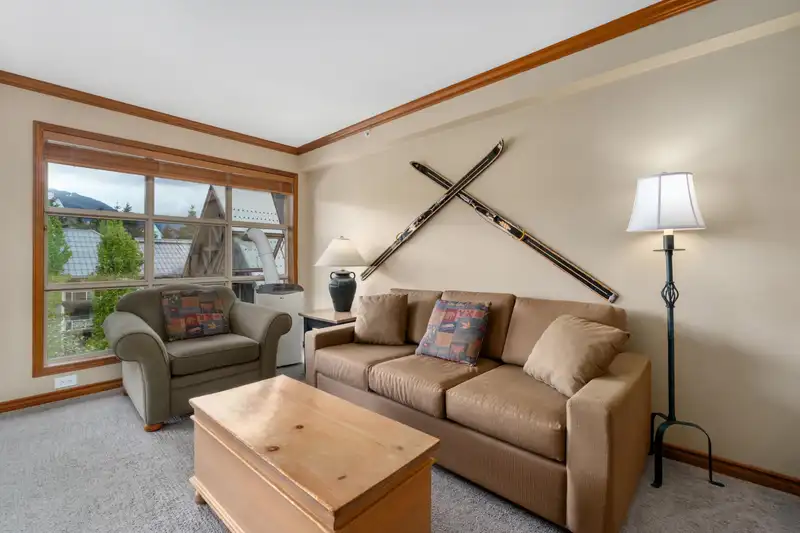 562 4800 SPEARHEAD DRIVE - photo 3 of 23