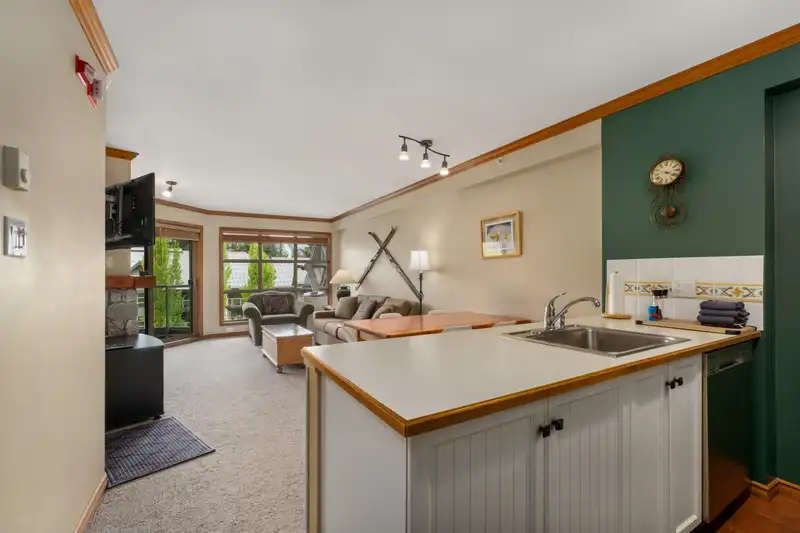 562 4800 SPEARHEAD DRIVE - photo 4 of 23