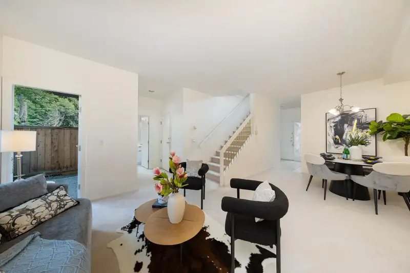 5 7651 MOFFATT ROAD - photo 3 of 40