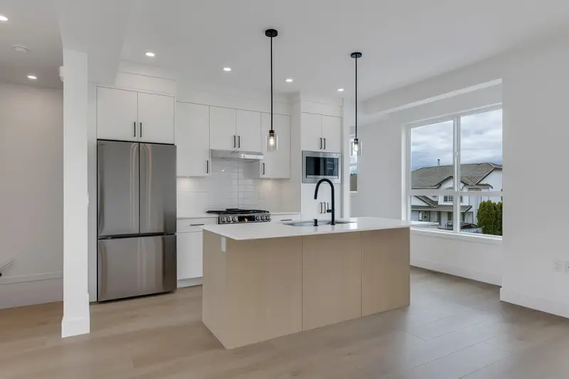 4 30501 ROBIN DRIVE - photo 3 of 24