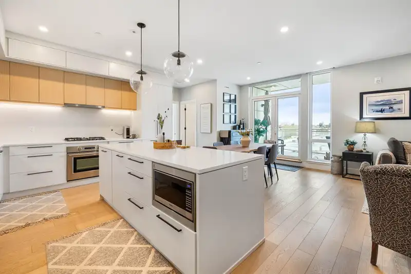 509 20416 PARK AVENUE - photo 3 of 31