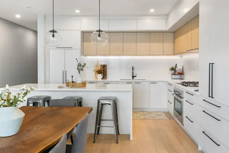 509 20416 PARK AVENUE - photo 4 of 31