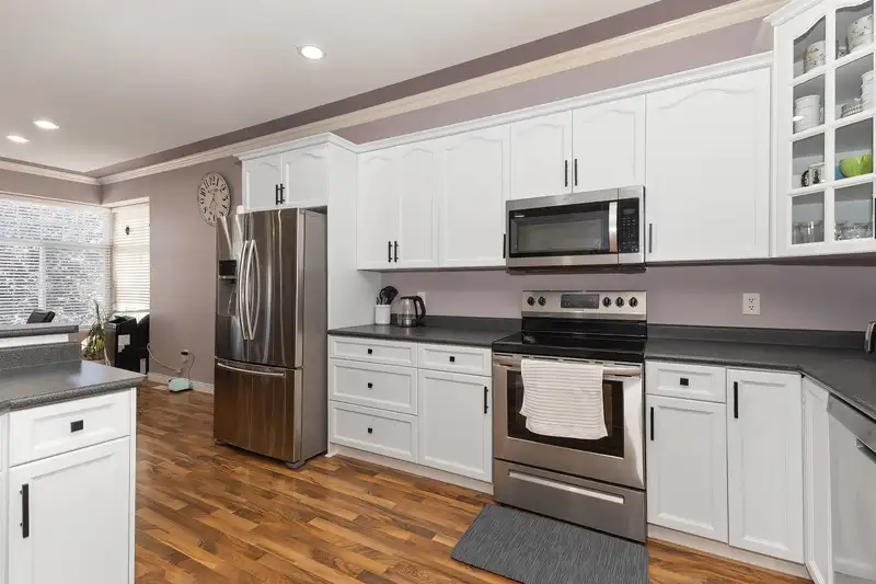 33577 12TH AVENUE - photo 3 of 37