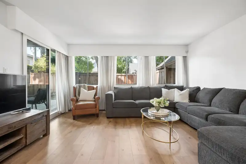 106 316 CEDAR STREET - photo 3 of 35