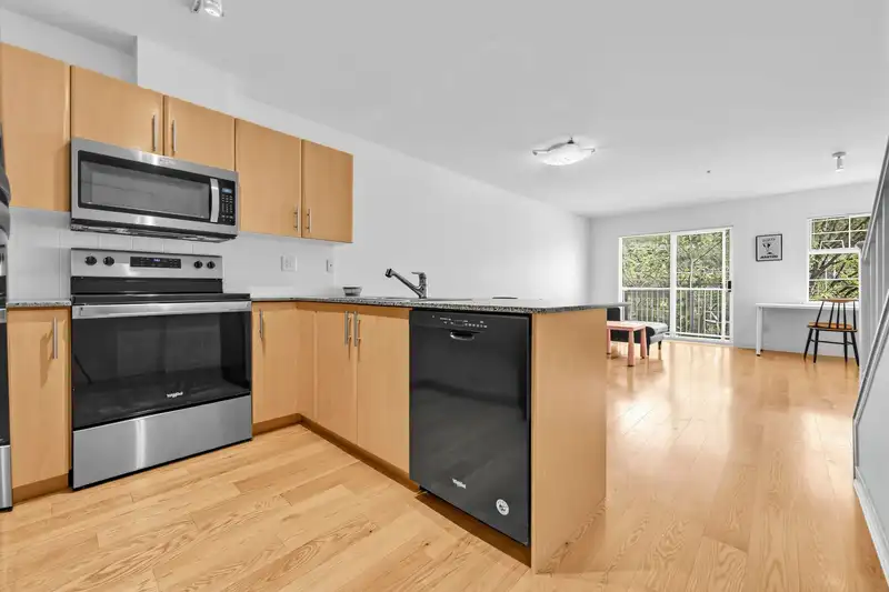 212 2780 ACADIA ROAD - photo 2 of 23