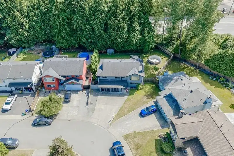 20904 ROSEWOOD PLACE - photo 3 of 40