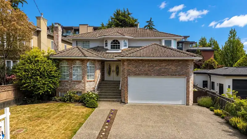7758 MCGREGOR AVENUE - photo 1 of 24