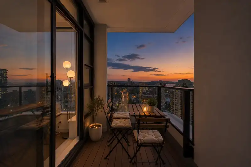 2701 1289 HORNBY STREET - photo 2 of 21