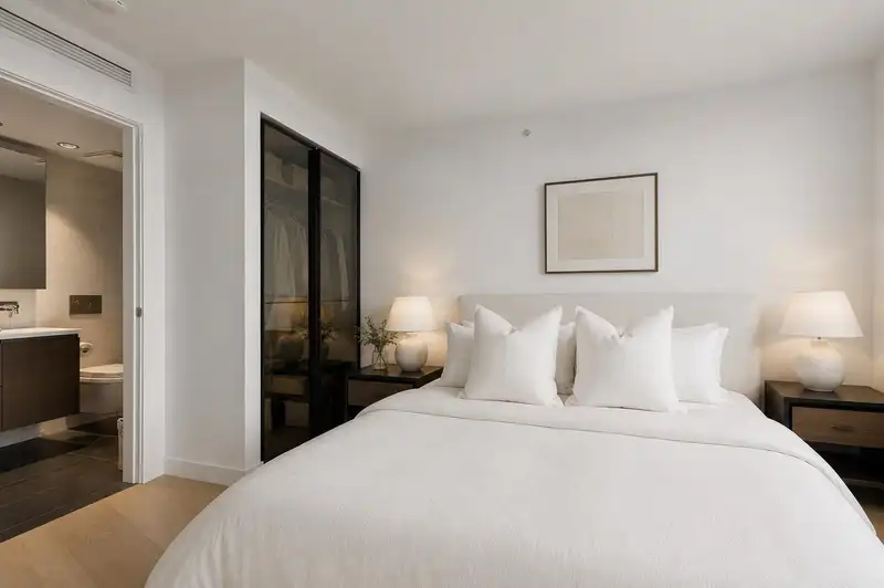 2701 1289 HORNBY STREET - photo 3 of 21