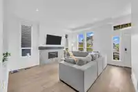 16549 21 AVENUE - thumbnail 3