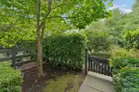 42 3010 RIVERBEND DRIVE - thumbnail 3