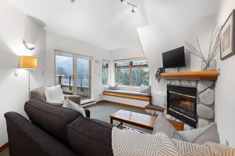 217 2050 LAKE PLACID ROAD - photo 1 of 17