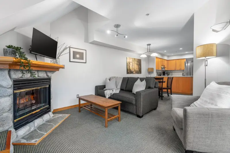 217 2050 LAKE PLACID ROAD - photo 4 of 17