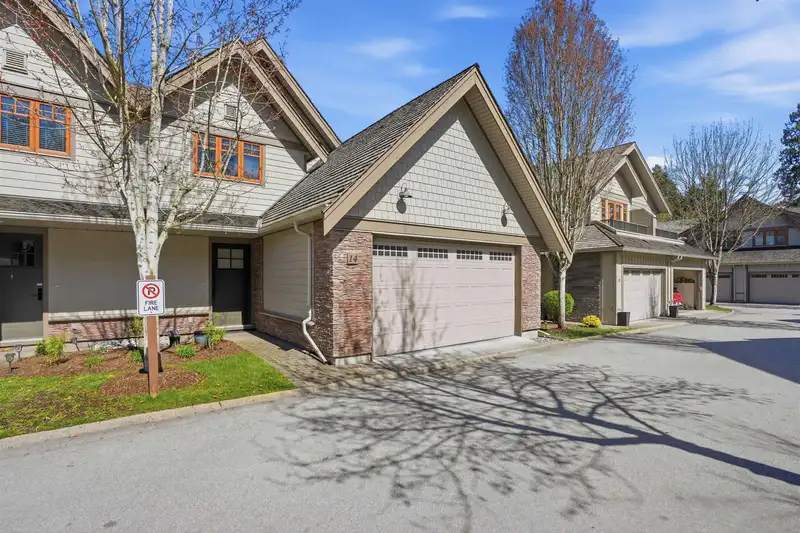 14 3122 160TH STREET - photo 1 of 40