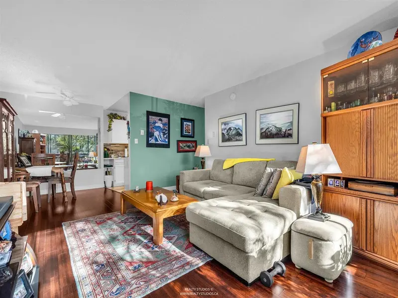 106 515 ELEVENTH STREET - photo 2 of 25