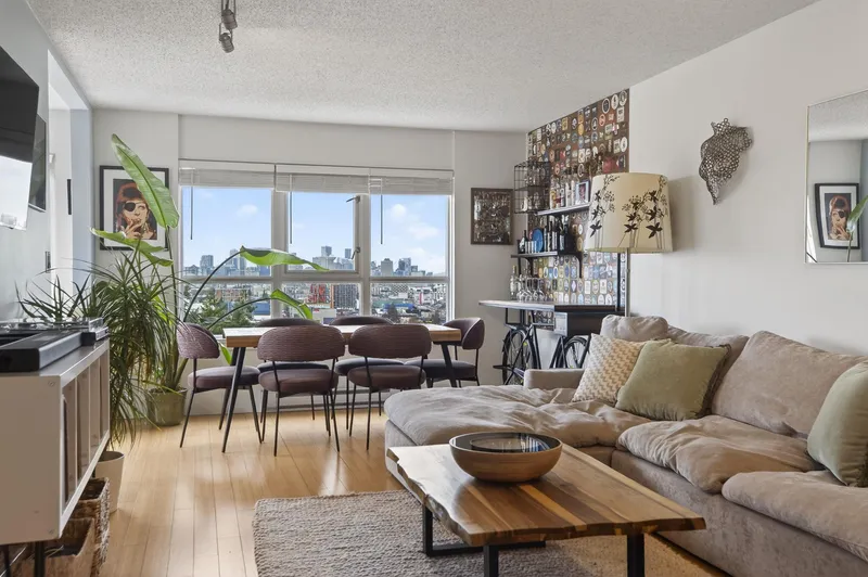 803 1833 FRANCES STREET - photo 2 of 25