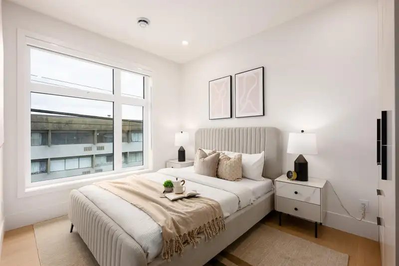 3468 FRANKLIN STREET - photo 4 of 17