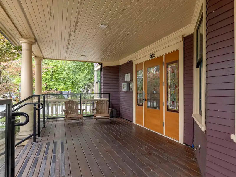 100 1872 PARKER STREET - photo 2 of 28
