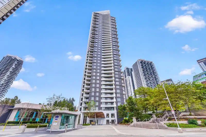 505 9887 WHALLEY BOULEVARD - photo 1 of 40