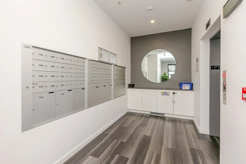 302 13628 81A AVENUE - photo 2 of 25