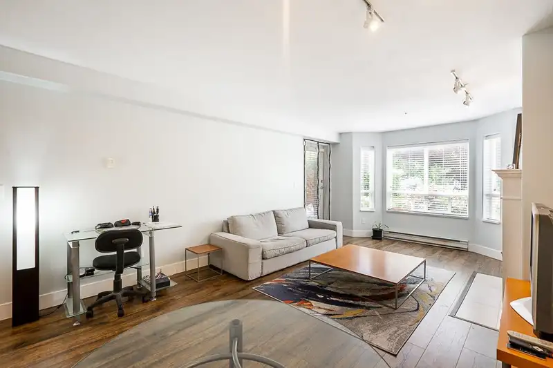 101 13475 96 AVENUE - photo 4 of 26