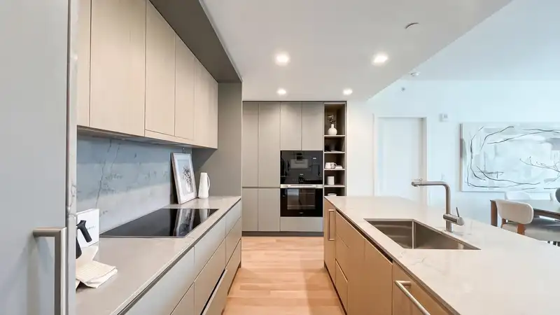 102 3963 UPLANDS WAY - photo 4 of 32