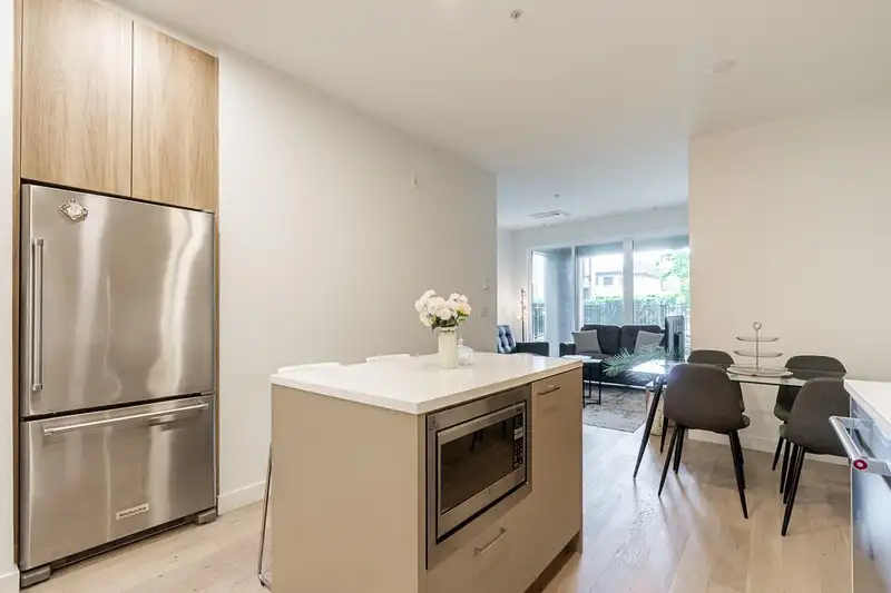 101 7588 16TH STREET - photo 4 of 32