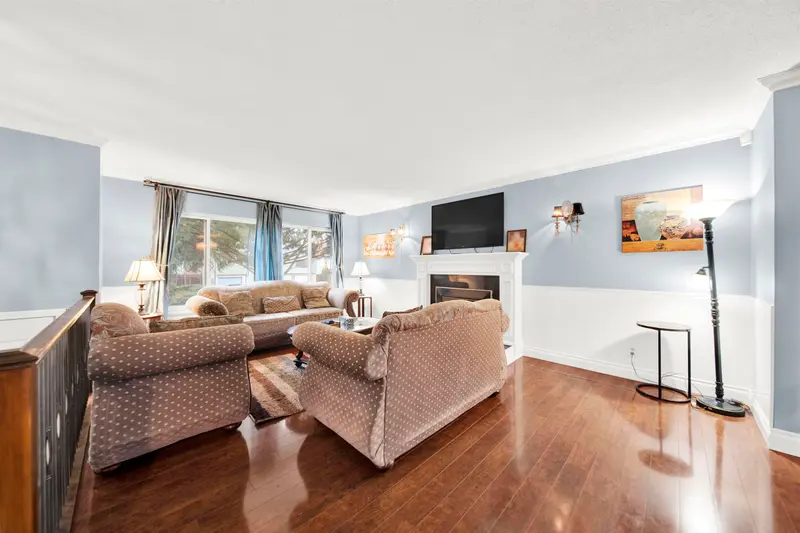 12754 CAMPBELL PLACE - photo 4 of 25