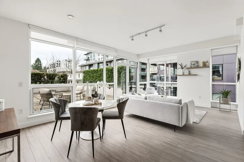 372 438 W KING EDWARD AVENUE - photo 1 of 25