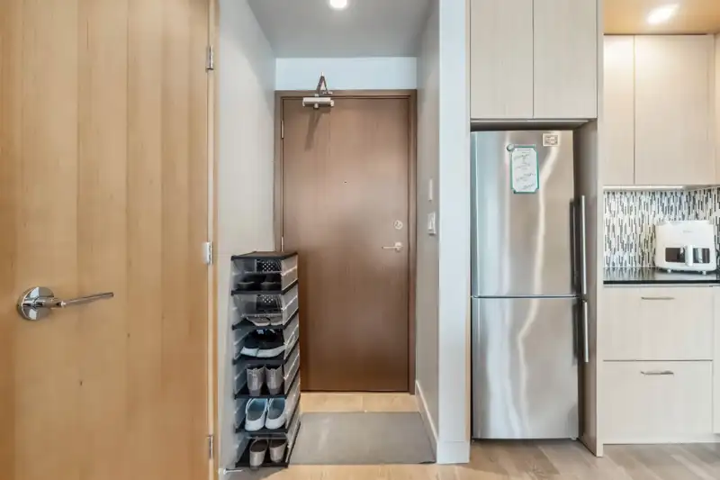 2303 13495 CENTRAL AVENUE - photo 2 of 29