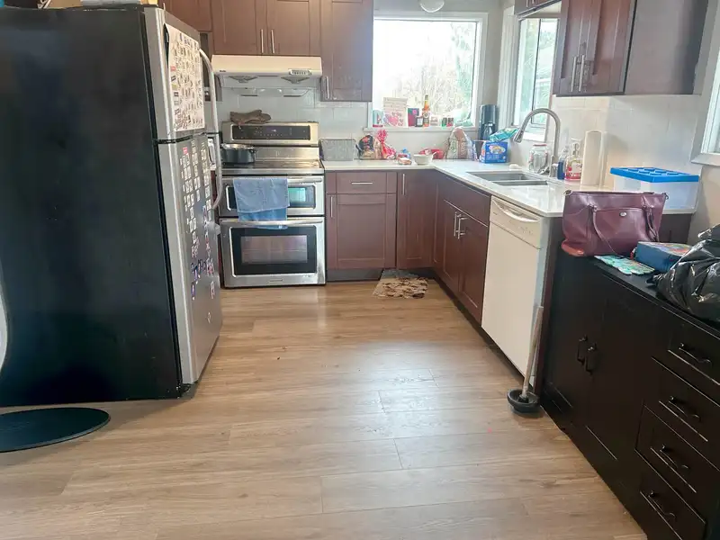 9734 WINDSOR STREET - photo 4 of 23
