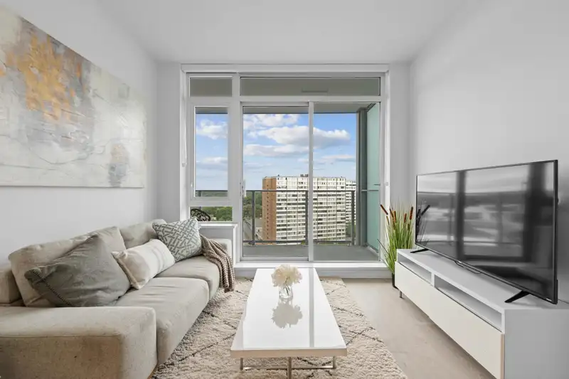 1205 6808 MINORU BOULEVARD - photo 2 of 40