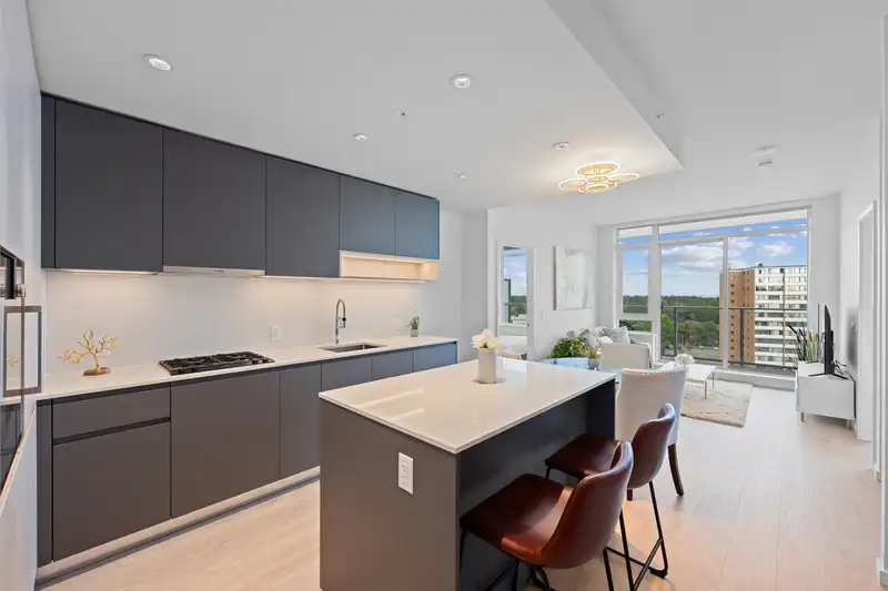 1205 6808 MINORU BOULEVARD - photo 3 of 40