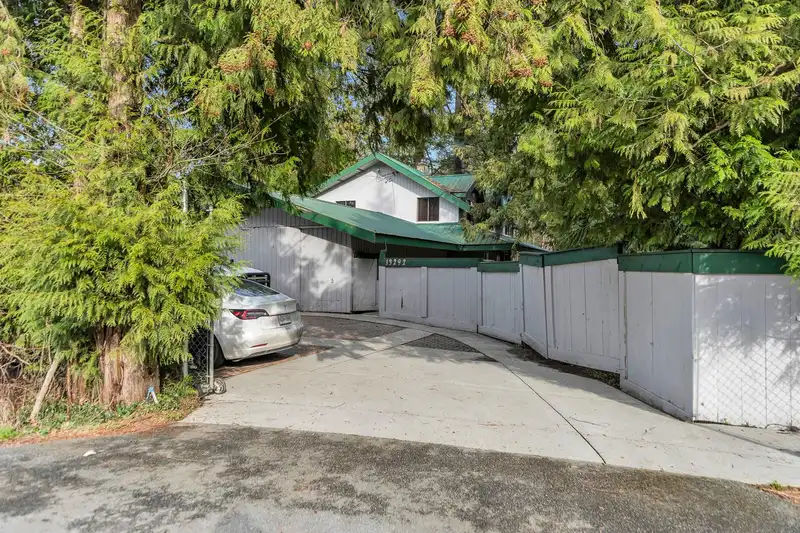 13292 232 STREET - photo 4 of 40