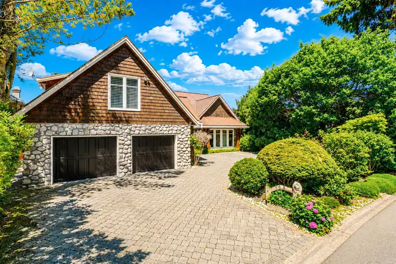 768 TSAWWASSEN BEACH ROAD - photo 4 of 39