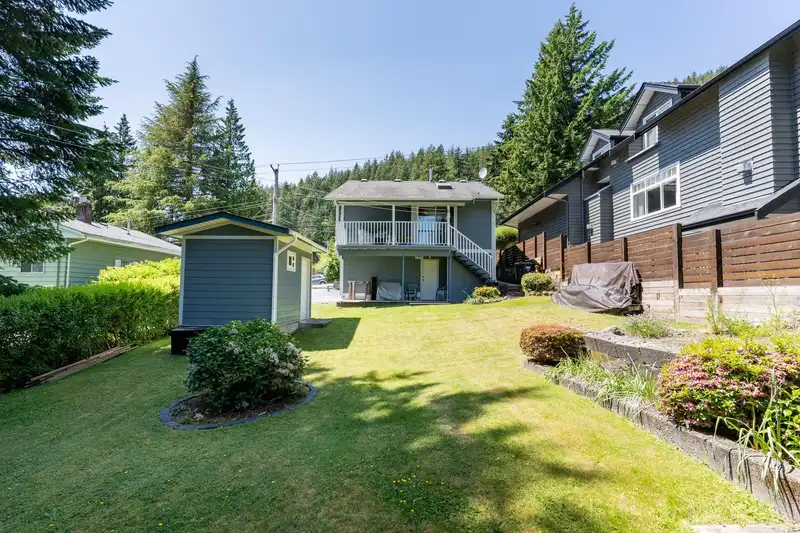 4370 MOUNTAIN HIGHWAY - photo 2 of 22