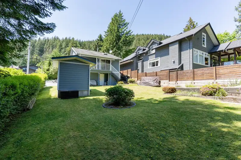 4370 MOUNTAIN HIGHWAY - photo 3 of 22
