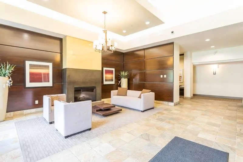 215 3110 DAYANEE SPRINGS BOULEVARD - photo 3 of 24