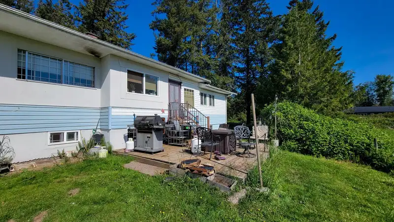 782 240 STREET - photo 4 of 25
