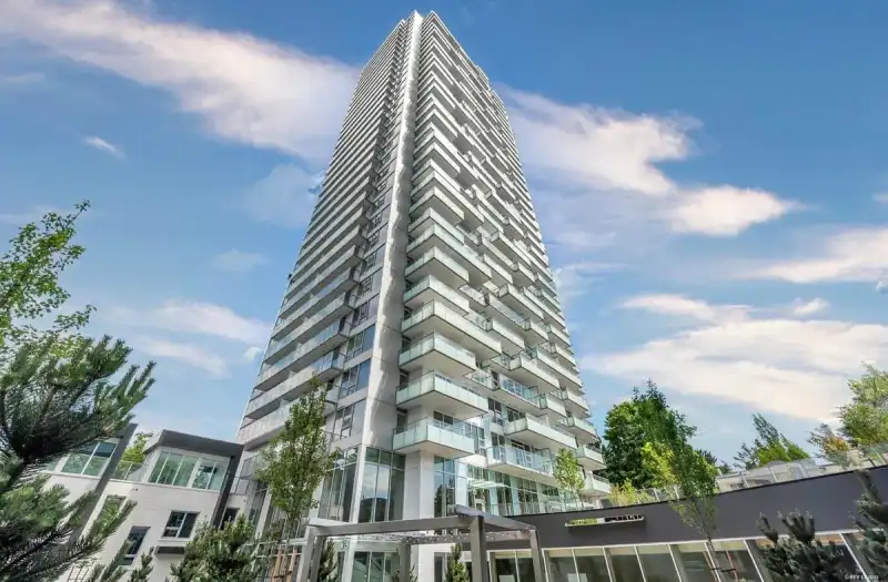 3102 13778 100 AVENUE - photo 1 of 18