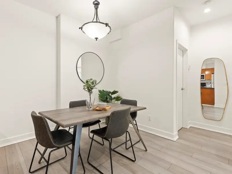 115 1823 W 7TH AVENUE - photo 2 of 28