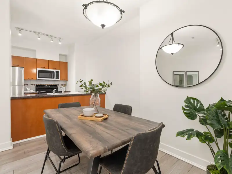 115 1823 W 7TH AVENUE - photo 4 of 28