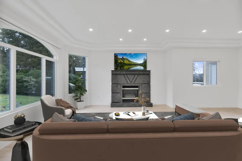 6998 FIELDING COURT - photo 4 of 25