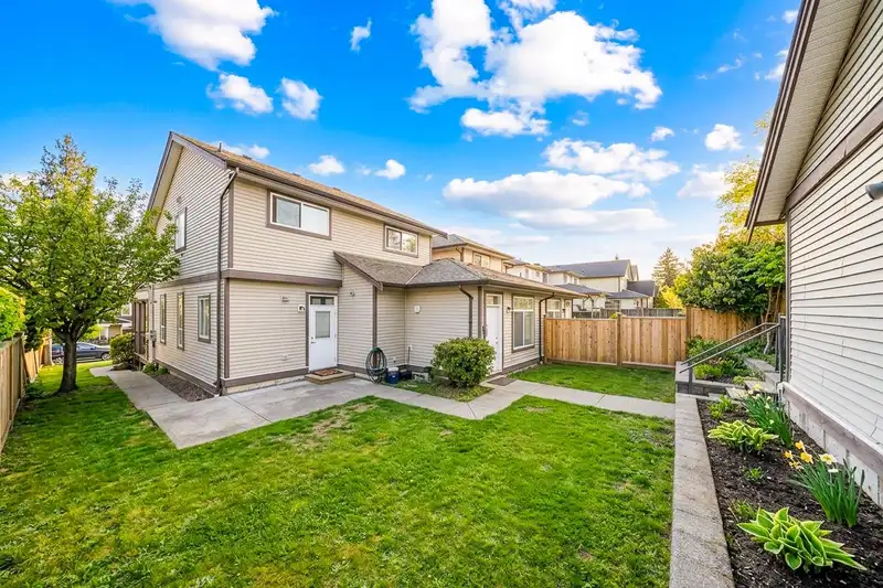 217 JACKSON STREET - photo 3 of 29