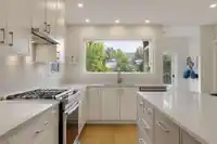 462 W 22ND AVENUE - thumbnail 15