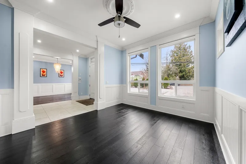 11046 80 AVENUE - photo 3 of 25