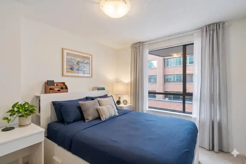 508 1189 HOWE STREET - photo 4 of 10