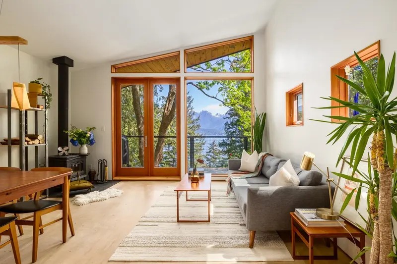 1283 PARK ROAD - photo 1 of 25