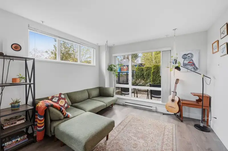 1312 FIFTH AVENUE - photo 4 of 34