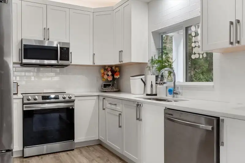 17 750 HOT SPRINGS ROAD - photo 3 of 35